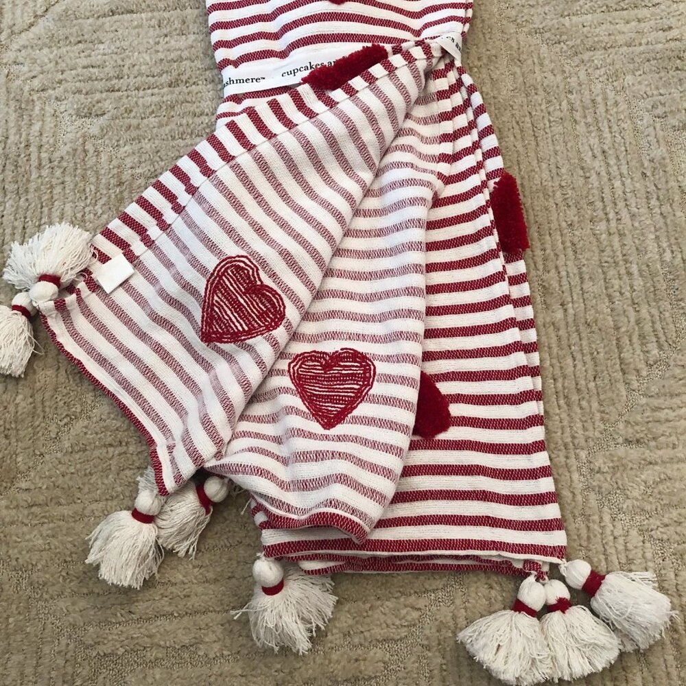 NEW! Cupcakes & Cashmere 50" x 70" Tufted Fluffy Heart Striped Red Throw Blanket